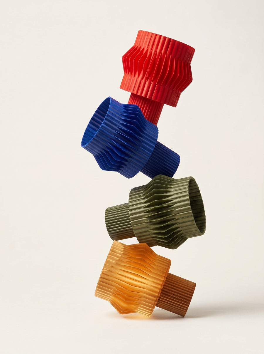 Lámparas Kyro en Rojo, Blue, Oliva y Caramelo — Arvalla Studio Ecuador
